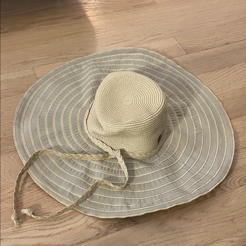 Chic Beige Sun Hat with Ribbon